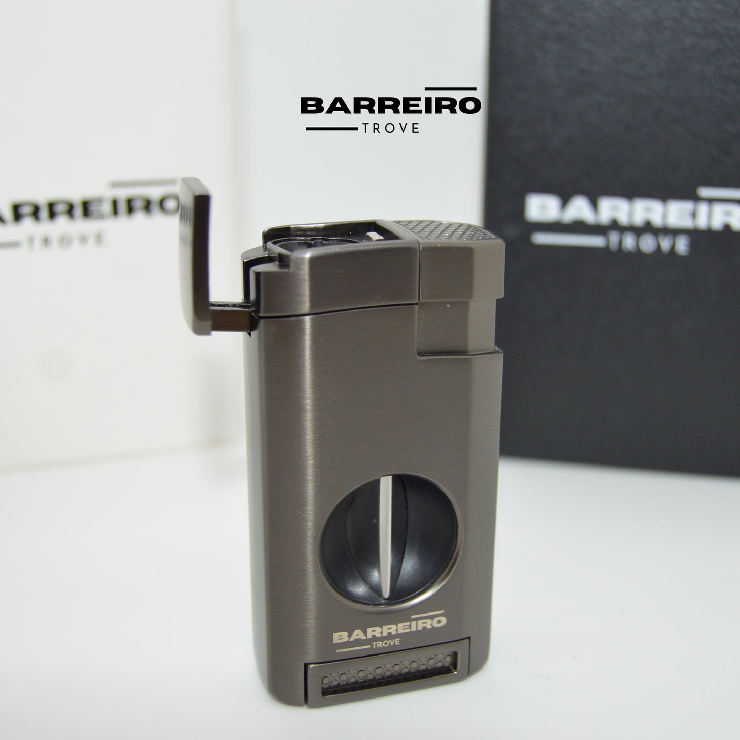 Cigar Lighter with V cut integrated - Barreiro trove